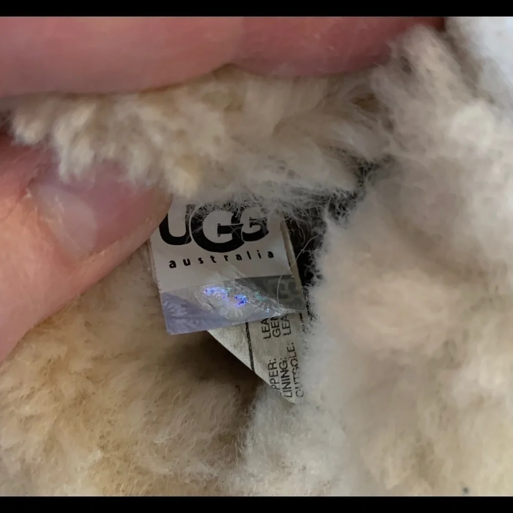 UGG’s Infant size M. Includes box. Used/still cute​​​​​​​​​​​​​​​​​​​​